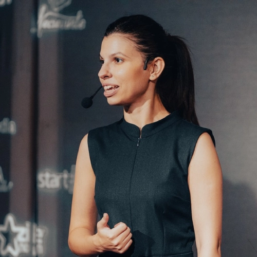 Alexandra Coravu – Trainer